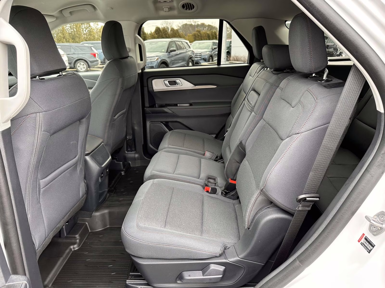 2025 Star White Metallic Tri-Coat Ford Explorer Active 4WD 4X4 SUV