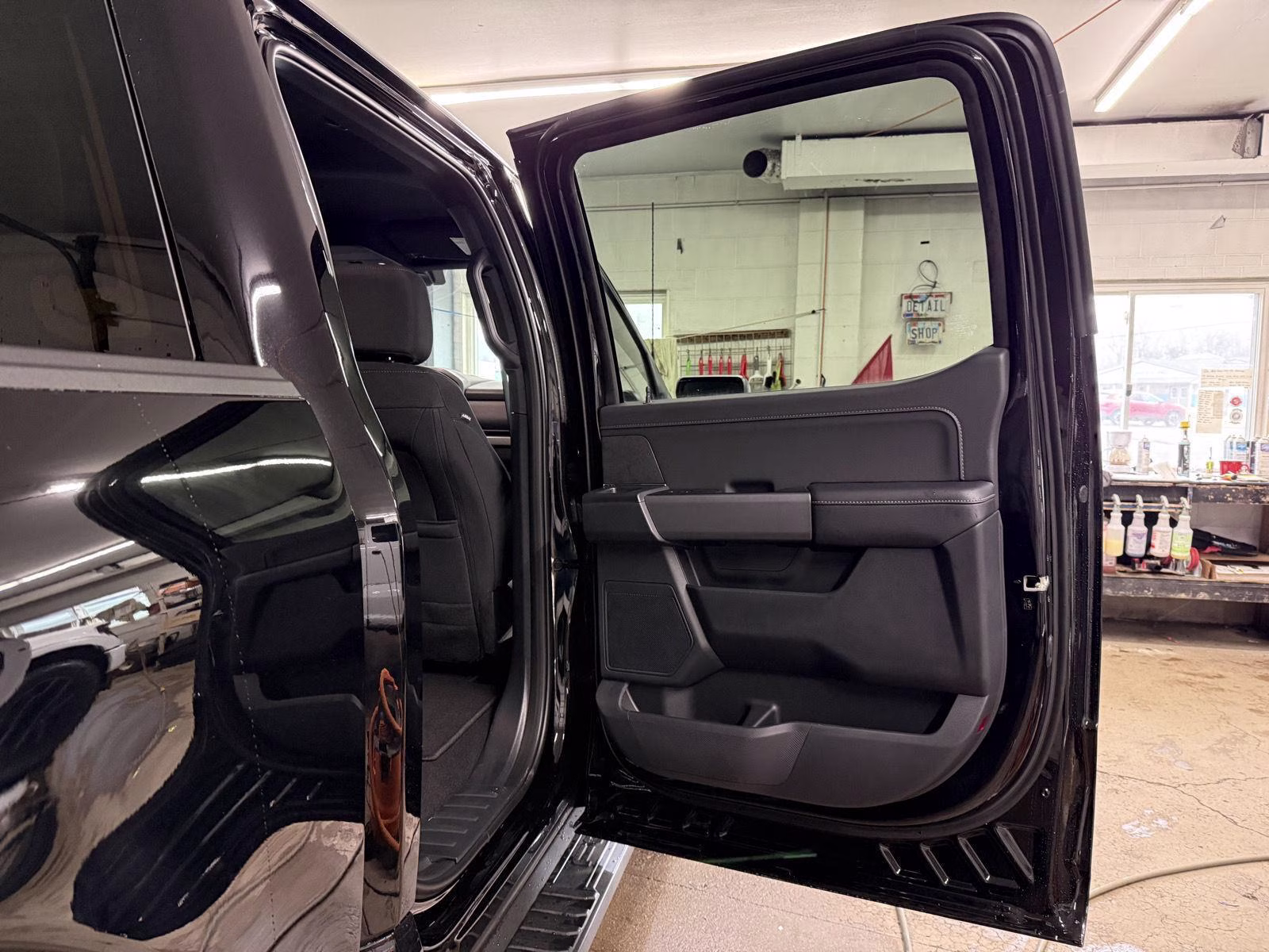2026 Agate Black Ford F-150 XLT 4X4 Truck