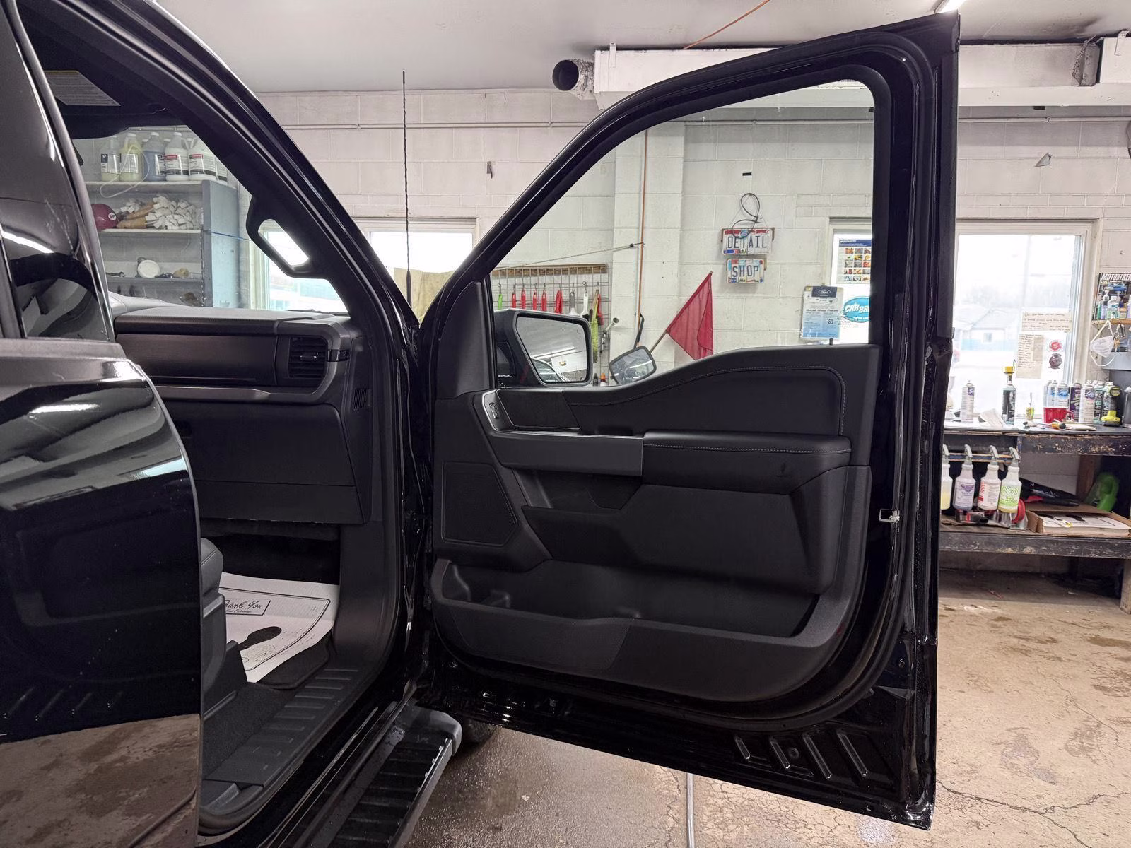 2026 Agate Black Metallic Ford F-150 XLT 4X4 Truck