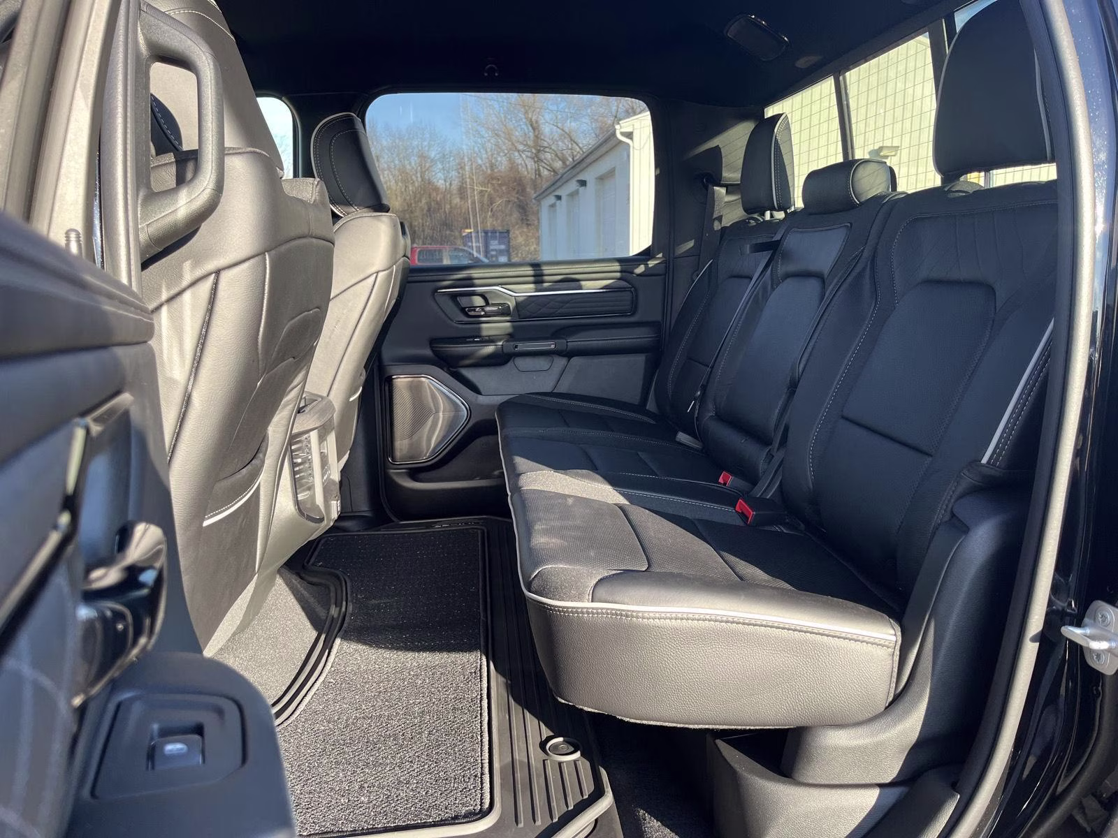 2026 Diamond Black Crystal Pearlcoat Ram 1500 Limited 4X4 Truck