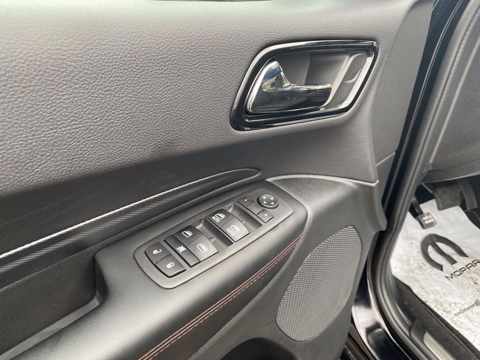 2026 DB Black Clearcoat Dodge Durango GT HEMI V8 AWD SUV