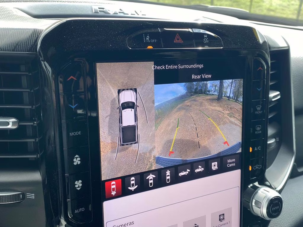 2025 Diamond Black Crystal Pearlcoat Ram 2500 Big Horn 4X4 Truck