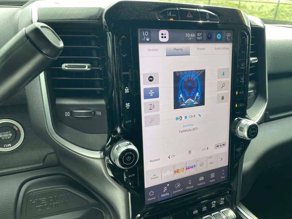 2025 Diamond Black Crystal Pearlcoat Ram 2500 Big Horn 4X4 Truck