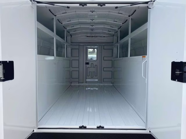 2026 Oxford White Ford E-350SD Base RWD Truck