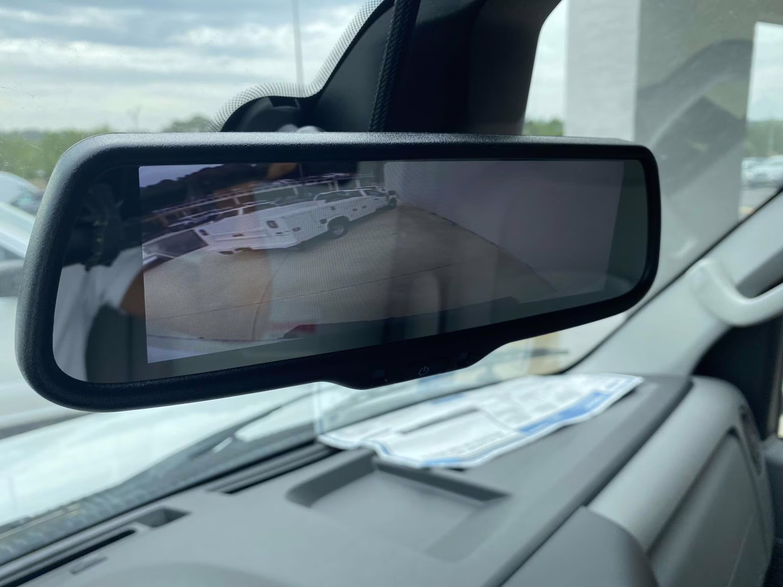 2026 Oxford White Ford E-350SD Base RWD Truck