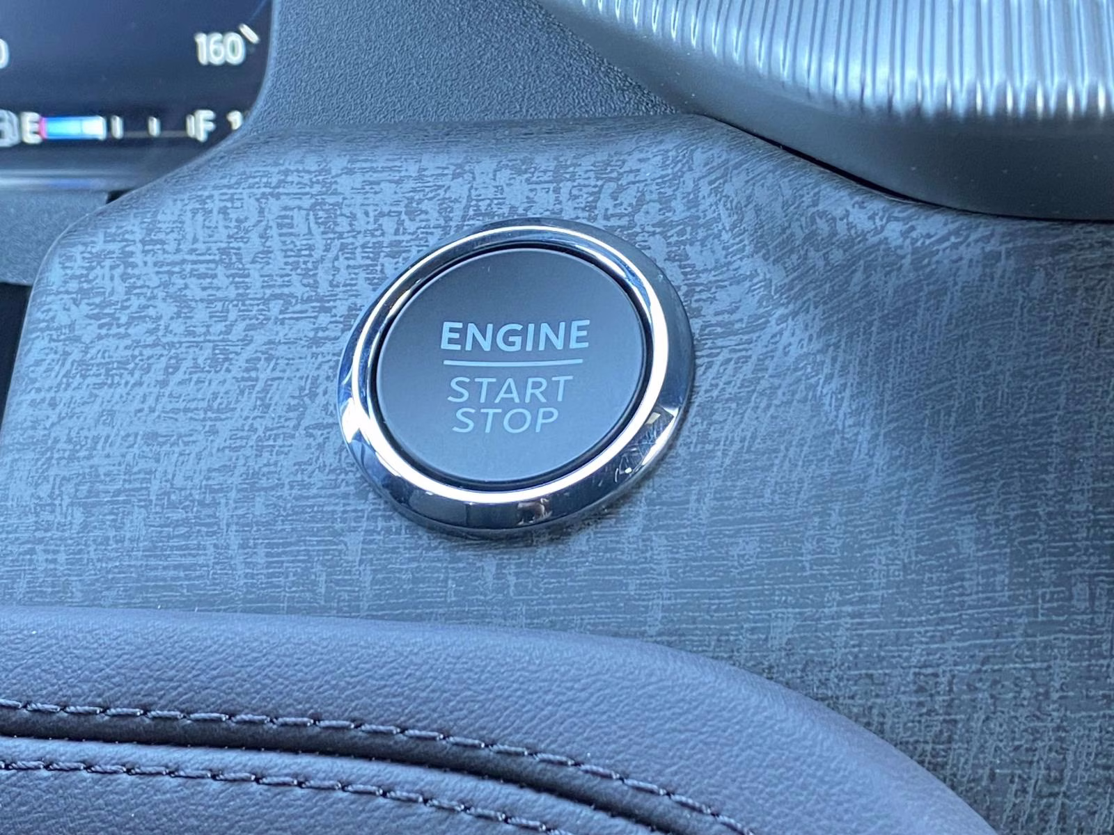 2026 White Metallic Ford Explorer Platinum RWD SUV