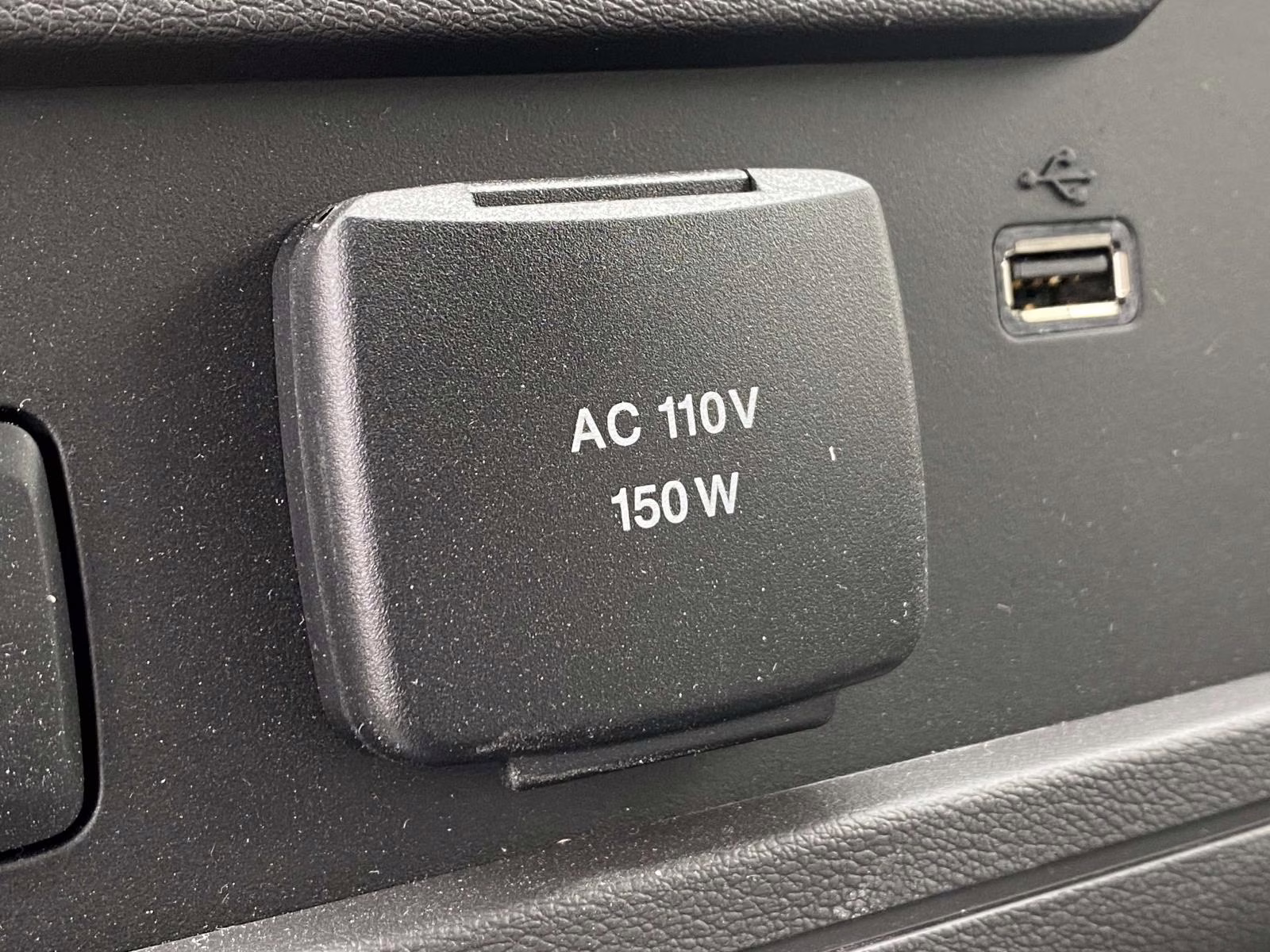 2026 Oxford White Ford E-350SD Base RWD Truck