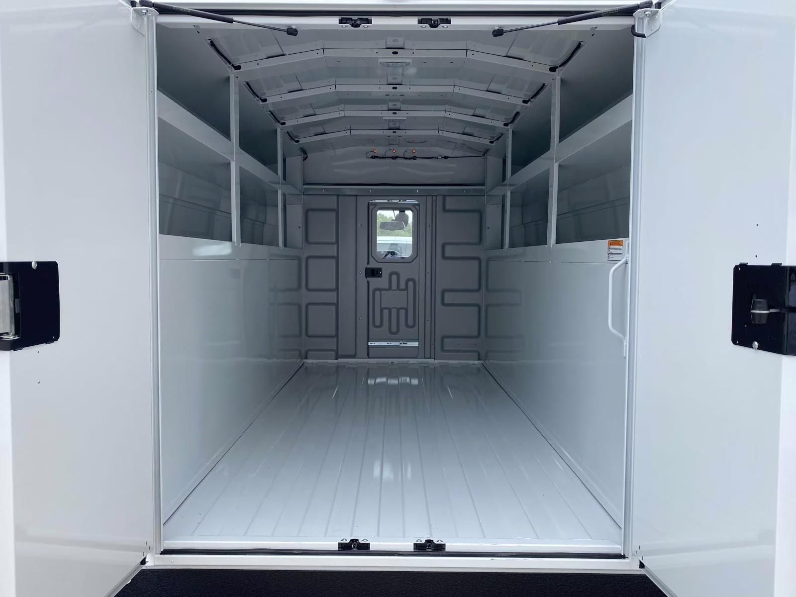 2026 Oxford White Ford E-350SD Base RWD Truck