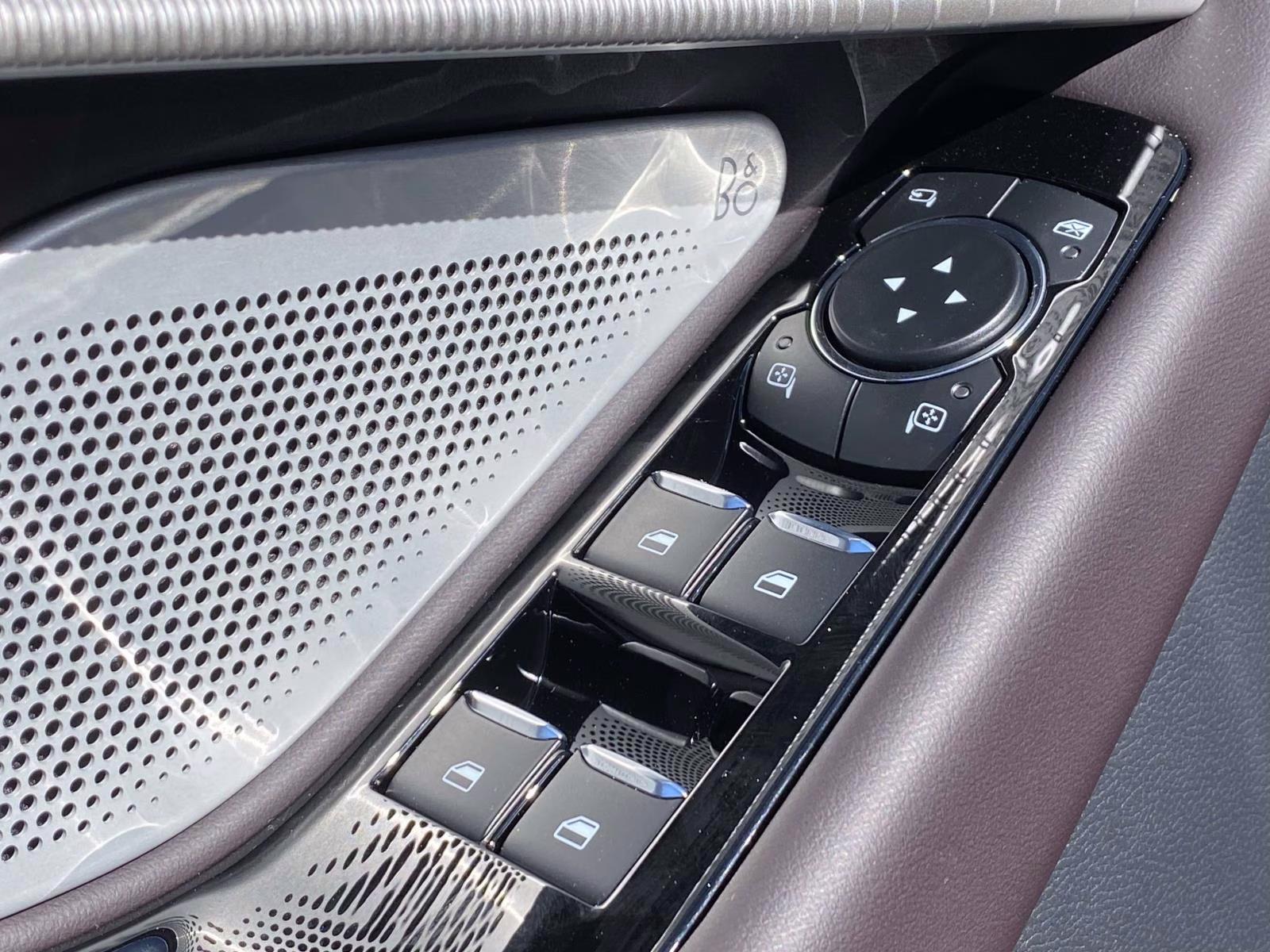 2026 White Metallic Ford Explorer Platinum RWD SUV