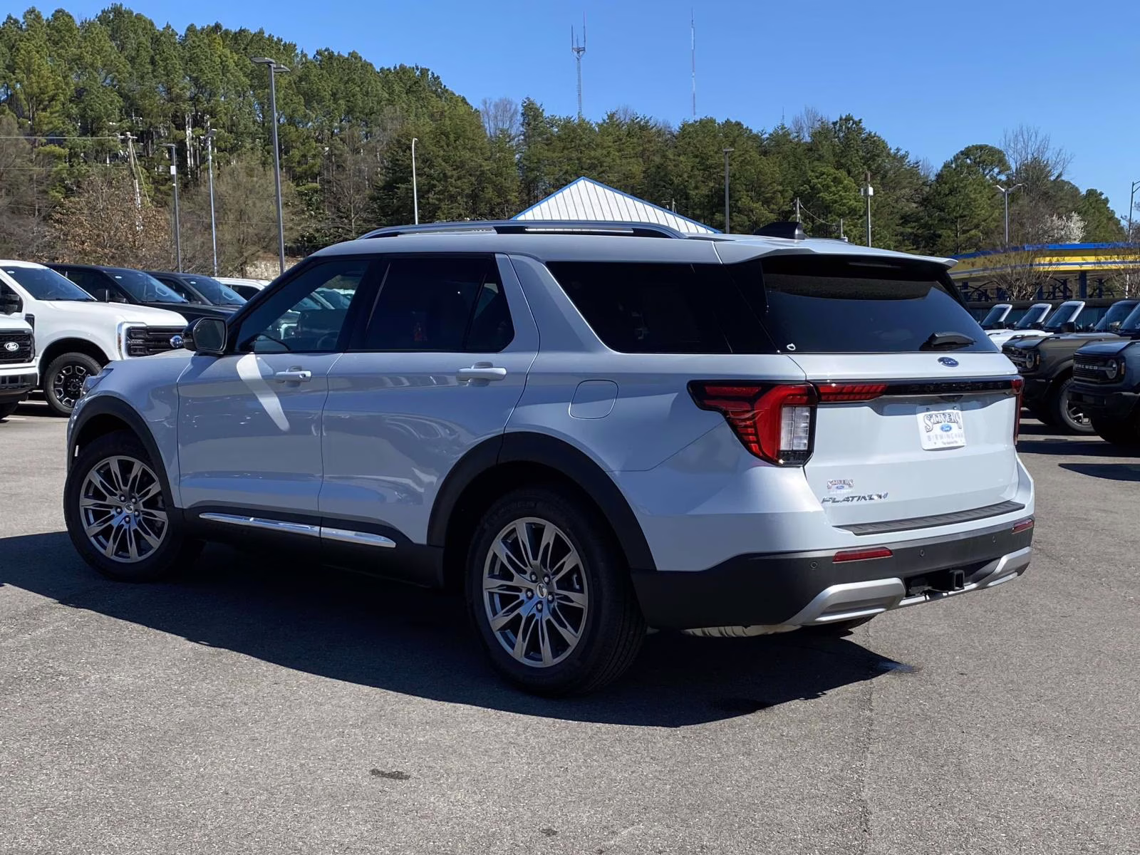 2026 White Metallic Ford Explorer Platinum RWD SUV