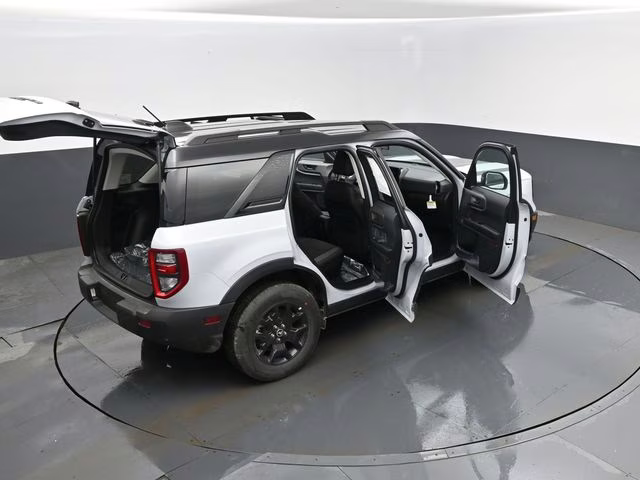 2026 White Metallic Ford Bronco Sport Big Bend 4X4 SUV