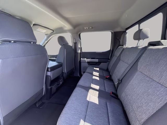 2026 Oxford White Ford Super Duty F-250 SRW STX 4X4 Truck