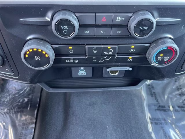 2026 Oxford White Ford Super Duty F-250 SRW STX 4X4 Truck