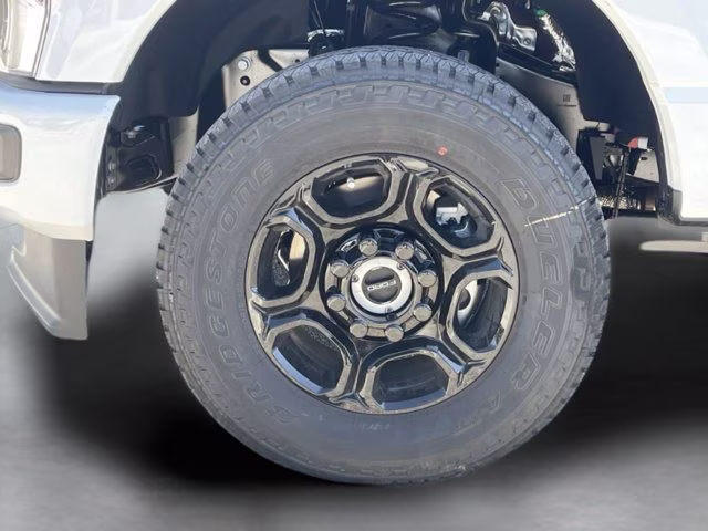 2026 Oxford White Ford Super Duty F-250 SRW STX 4X4 Truck
