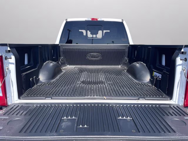 2026 Oxford White Ford Super Duty F-250 SRW STX 4X4 Truck