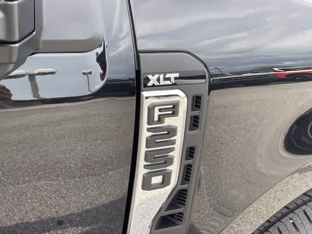 2026 Agate Black Metallic Ford Super Duty F-250 SRW XLT RWD Truck