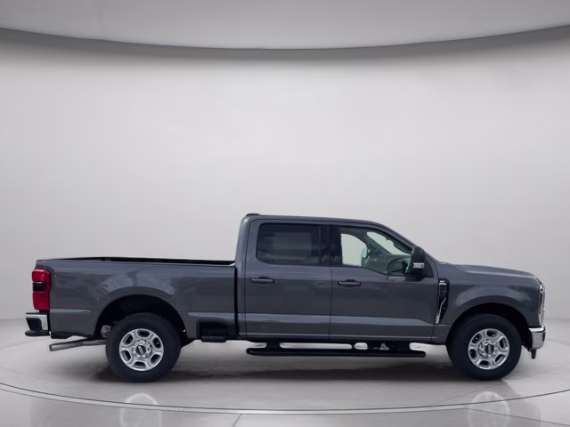 2026 Carbonized Gray Metallic Ford Super Duty F-250 SRW XLT RWD Truck