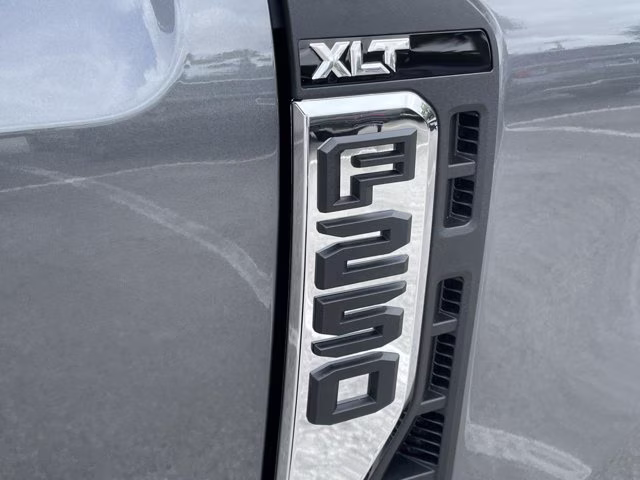 2026 Carbonized Gray Metallic Ford Super Duty F-250 SRW XLT RWD Truck