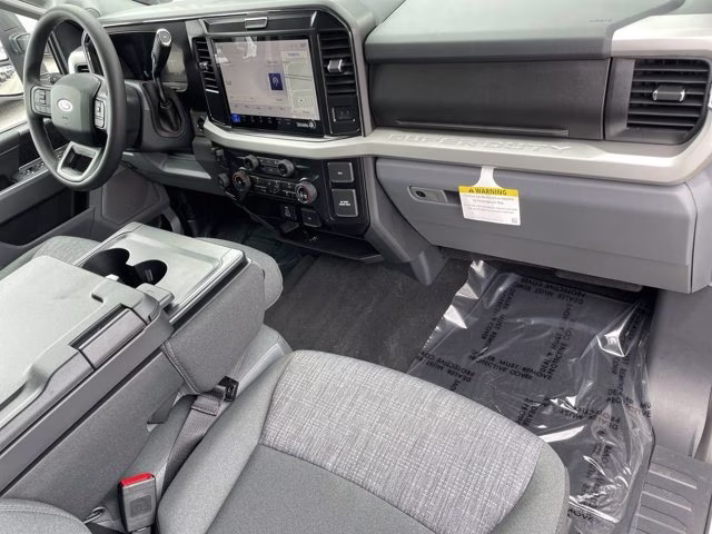 2026 Oxford White Ford Super Duty F-250 SRW XLT RWD Truck