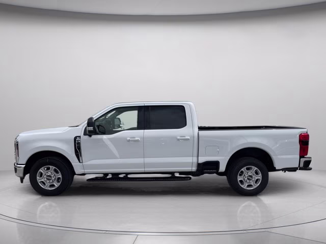 2026 Oxford White Ford Super Duty F-250 SRW XLT RWD Truck