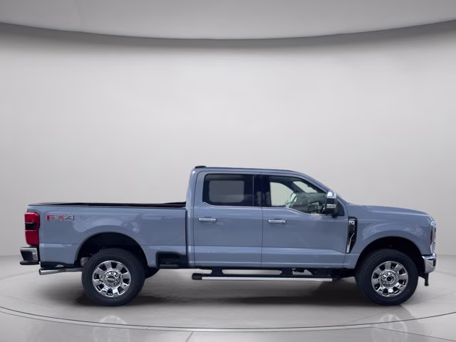 2026 Glacier Gray Metallic Tri-Coat Ford Super Duty F-250 SRW LARIAT 4X4 Truck