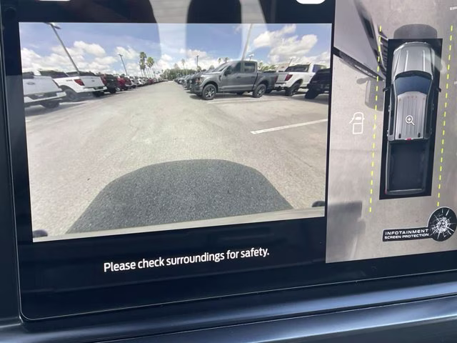 2026 Glacier Gray Metallic Tri-Coat Ford Super Duty F-250 SRW LARIAT 4X4 Truck