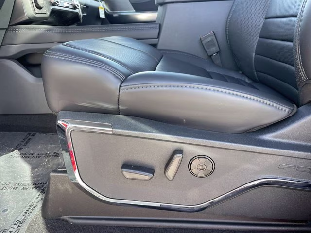 2026 Ruby Red Metallic Tinted Clearcoat Ford Super Duty F-250 SRW Platinum 4X4 Truck