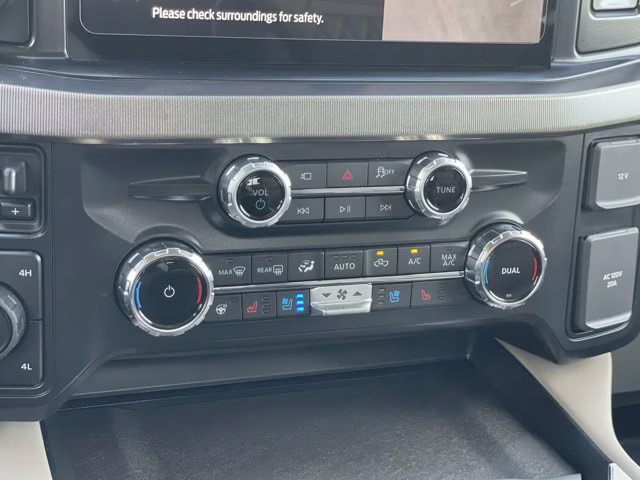 2026 Star White Metallic Tri-Coat Ford Super Duty F-350 SRW Valor Lift 4X4 Truck