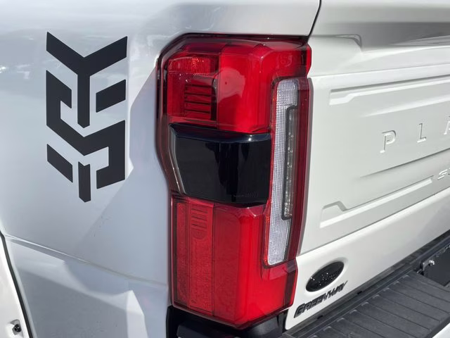 2026 Star White Metallic Tri-Coat Ford Super Duty F-350 SRW Valor Lift 4X4 Truck