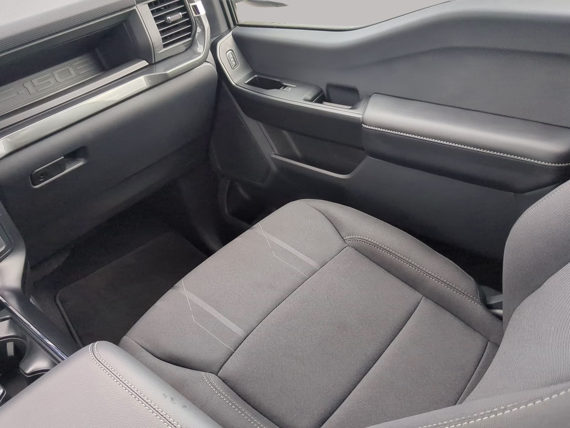2026 Carbonized Gray Metallic Ford F-150 STX Crew Cab Pickup RWD Truck