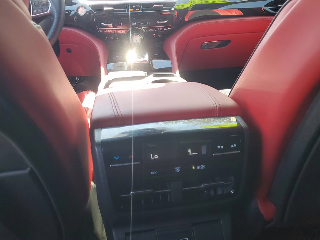 2022 Platinum White Pearl Acura MDX w/A-Spec Package AWD SUV