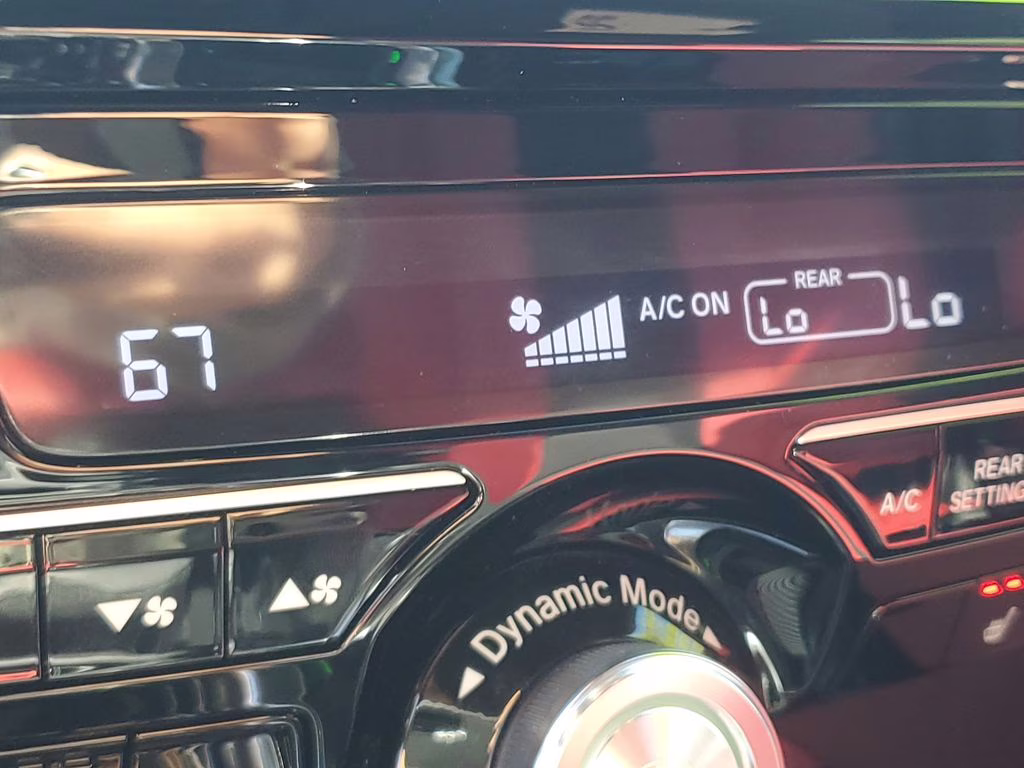 2022 Platinum White Pearl Acura MDX w/A-Spec Package AWD SUV