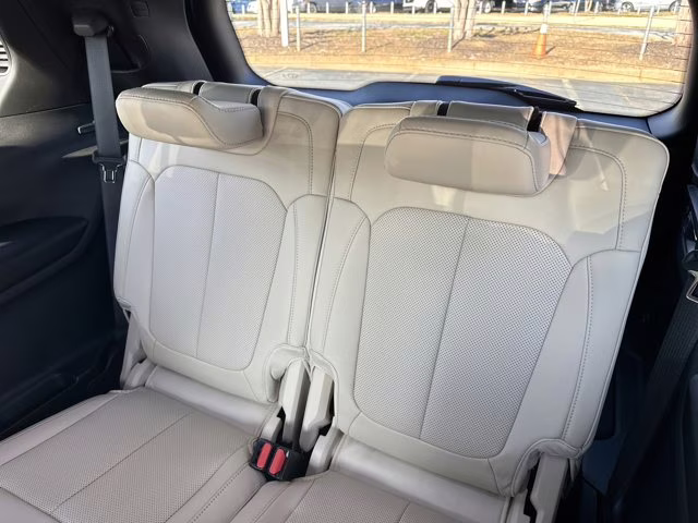 2025 Silver Zynith Jeep Grand Cherokee L Limited RWD SUV