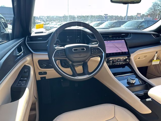 2025 Silver Zynith Jeep Grand Cherokee L Limited RWD SUV