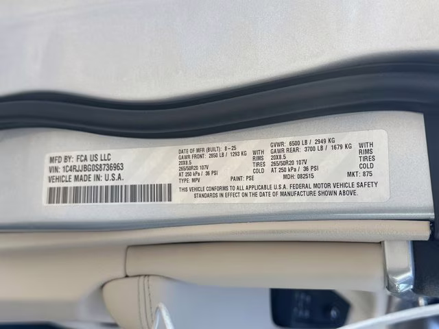 2025 Silver Zynith Jeep Grand Cherokee L Limited RWD SUV