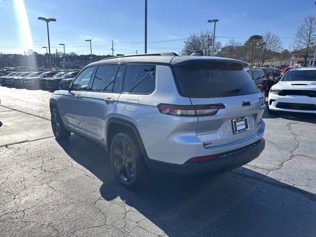 2025 Silver Zynith Jeep Grand Cherokee L Limited RWD SUV