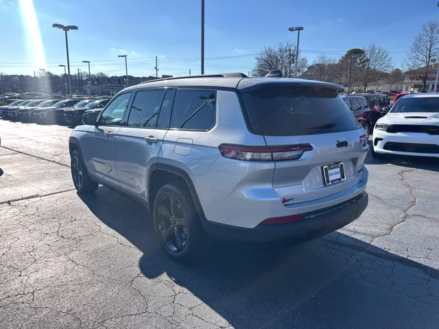 2025 Silver Zynith Jeep Grand Cherokee L Limited RWD SUV