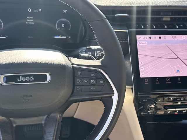 2025 Silver Zynith Jeep Grand Cherokee L Limited RWD SUV