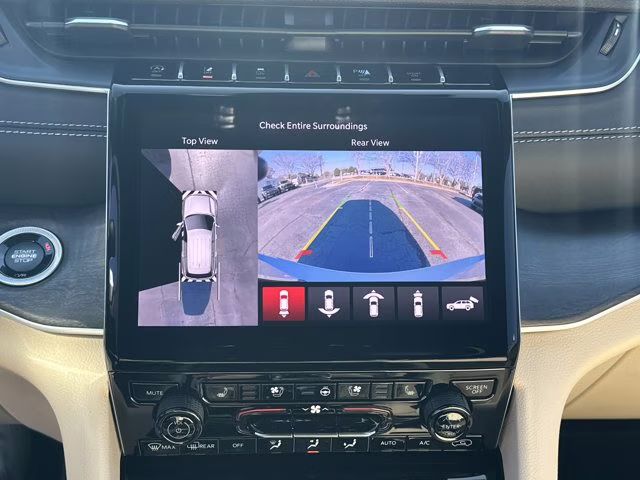 2025 Silver Zynith Jeep Grand Cherokee L Limited RWD SUV