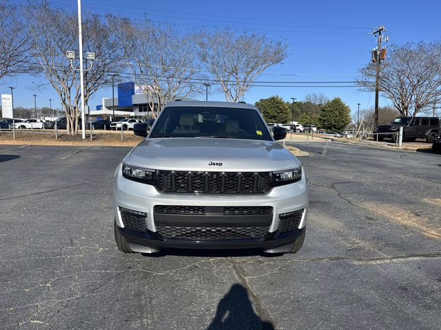2025 Silver Zynith Jeep Grand Cherokee L Limited RWD SUV