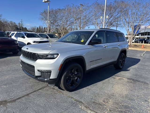 2025 Silver Zynith Jeep Grand Cherokee L Limited RWD SUV