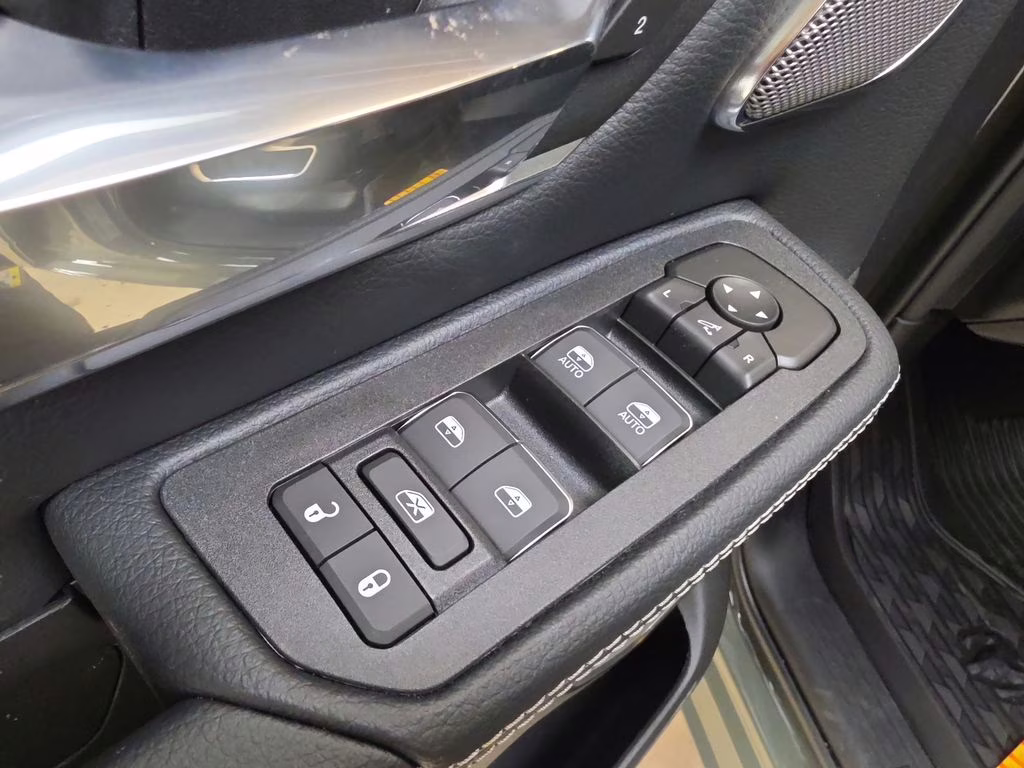 2026 Canyon Lake Ram 1500 Laramie 4X4 Truck