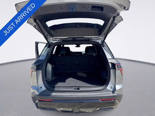 2026 Sterling Gray Metallic Chevrolet Equinox RS FWD SUV