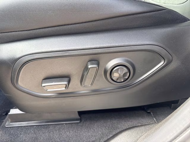 2026 Gray Metallic Jeep Grand Cherokee L Altitude 4X4 SUV