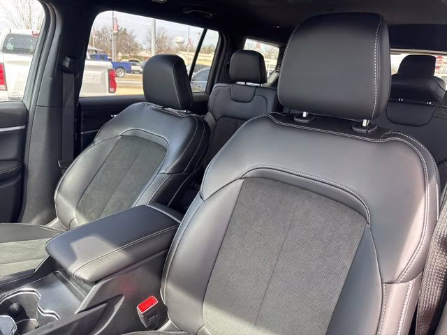 2026 Gray Metallic Jeep Grand Cherokee L Altitude 4X4 SUV