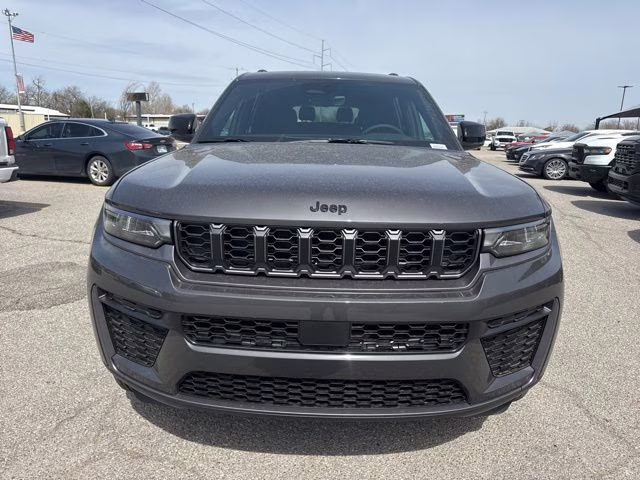 2026 Gray Metallic Jeep Grand Cherokee L Altitude 4X4 SUV