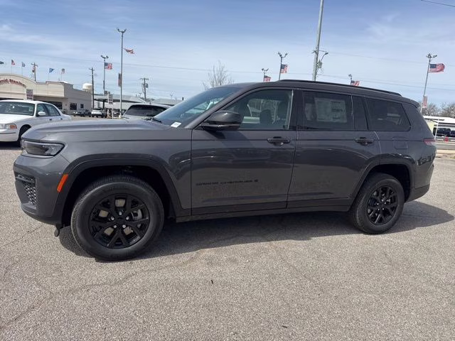 2026 Gray Metallic Jeep Grand Cherokee L Altitude 4X4 SUV