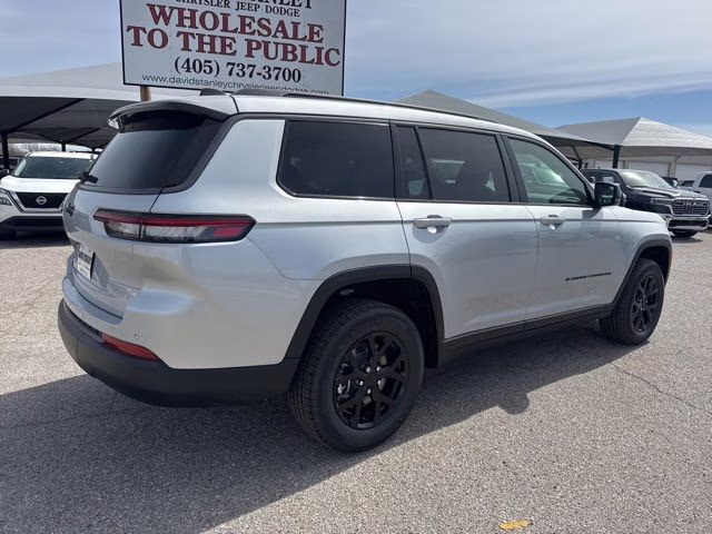 2026 Silver Jeep Grand Cherokee L Altitude 4X4 SUV