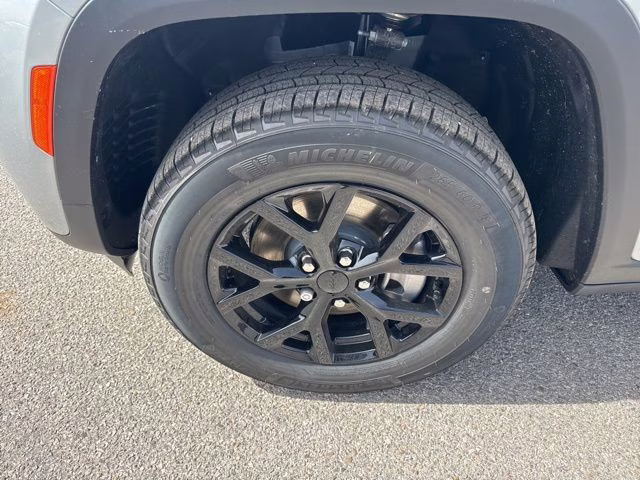2026 Silver Jeep Grand Cherokee L Altitude 4X4 SUV