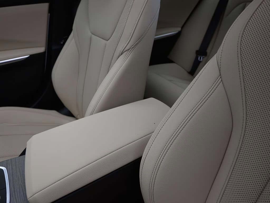 2026 Alpine White BMW 3 Series 330i RWD Sedan